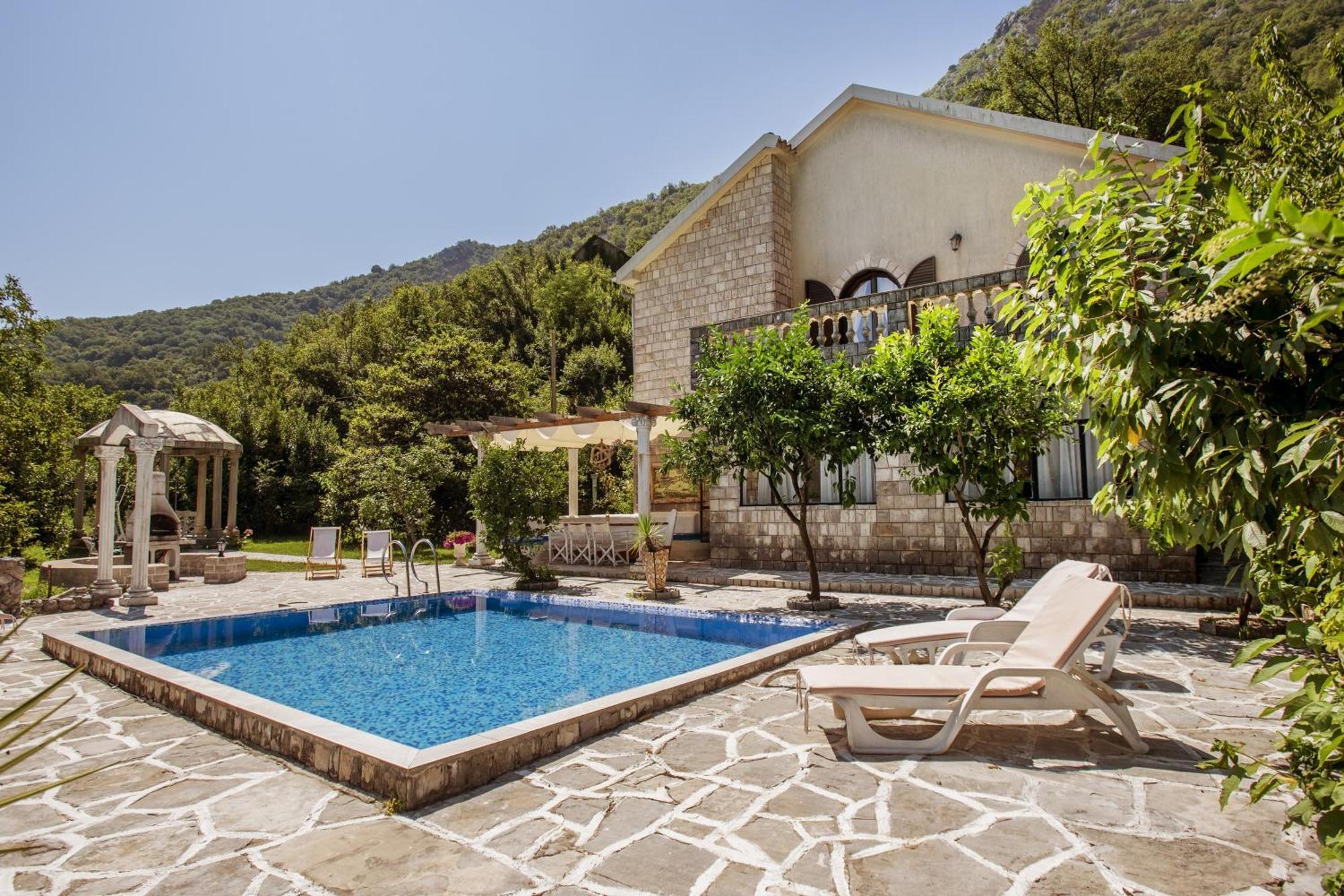 דוני מוריני Villa D'Amore Montenegro מראה חיצוני תמונה